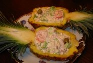 Salotos ananase