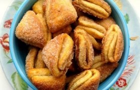 Sausainiai "Bučinukai" su varške ir cinamonu