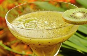 Kokteilis „Kiwi Daiquiri“