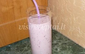 „Blackberry“ pieno kokteilis