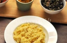 Vegetariška šviežių daržovių Polenta