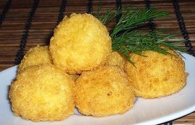 Bulvių ir lašišos kukuliai