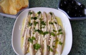 Boquerones en vinagre (kilkė acte)