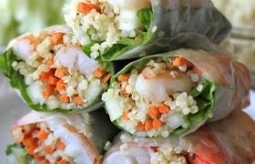 Kepti suktinukai  "Spring rolls" su daržovėmis ir stikliniais makaronais