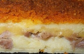 Bulvių pyragas su vištiena ir sūriu