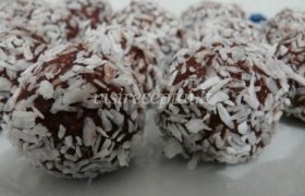Šokoladiniai rutuliukai (Chokladbullar)