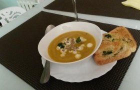 Sveikuoliška rudeninė moliūgo sriuba