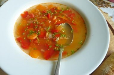 Tiršta daržovių sriuba