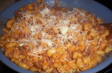 Makaronai su faršu