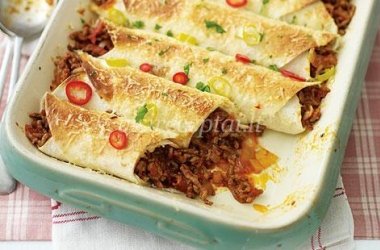 Vištienos Enchiladas su padažu Mole