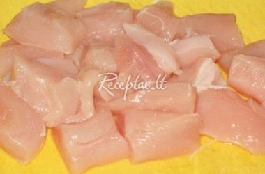 Vištiena svogūnų ir krapų