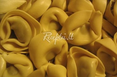 Tortellini gaminimas