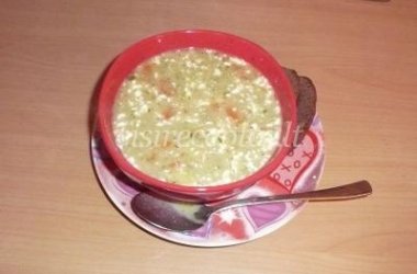 Makaronų sriuba