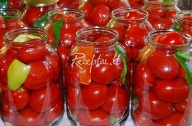 Konservuoti pomidorai